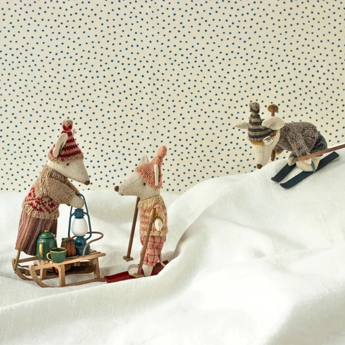 Maileg Winter Mouse with Skis - Big Sister (2023)